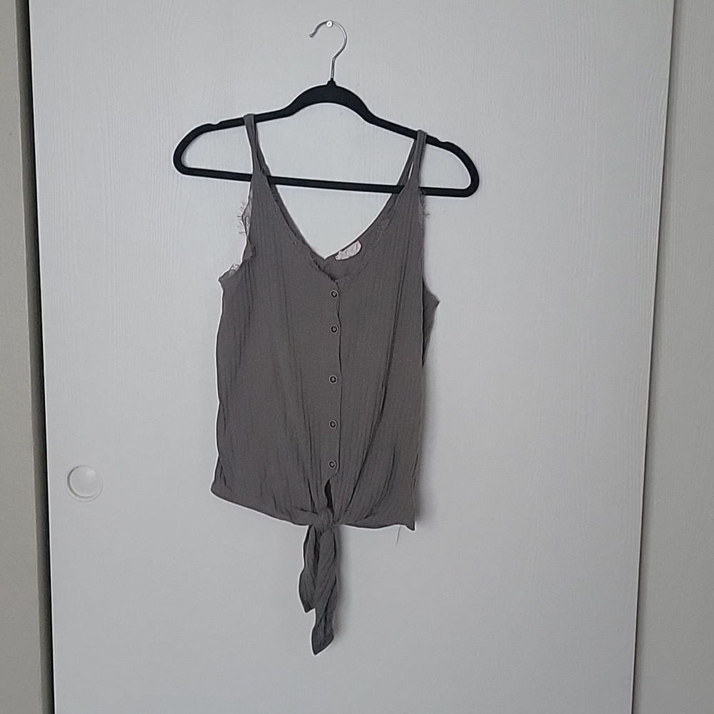 Ribbed lace lined tank with button downs and front tie